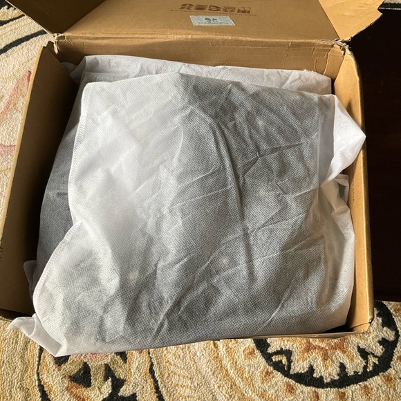 Amazon Essentials Black slouching boots. Metallic Accents - Picture 14 of 14